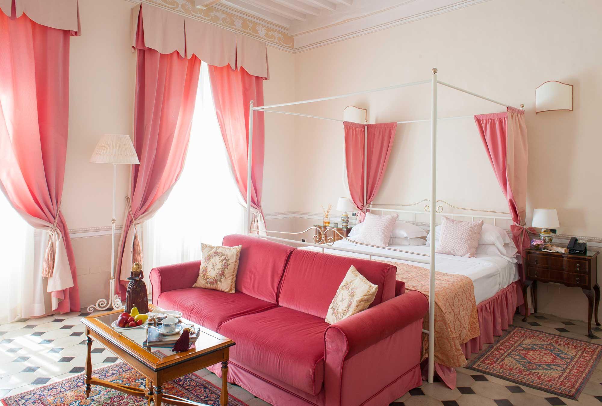 Di Piazzano - Small Luxury Of The World 5*